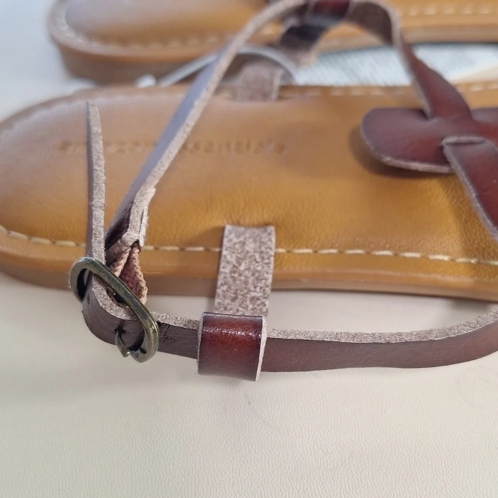 Amazon Essentials Strappy Thong Sandals Casual Brown